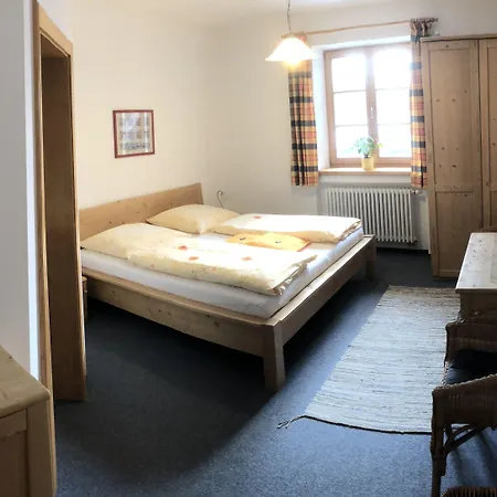 Bernhardhof - Pension, Guest-house & 3*