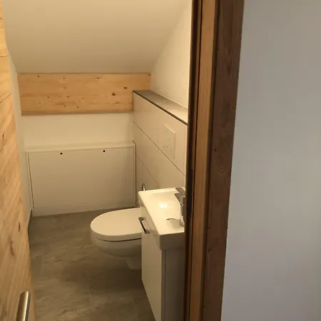 Bernhardhof - Pension, Guest-house & Affittacamere 3*