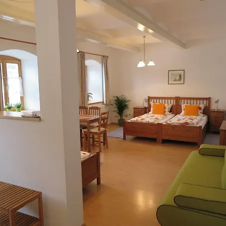 Bernhardhof - Pension, Guest-house & 3*