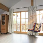 Bernhardhof - Pension, Guest-house & 3* Otterfing