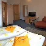 Bernhardhof - Pension, Guest-house & Guest house 3*