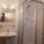 Bernhardhof - Pension, Guest-house & Affittacamere 3*