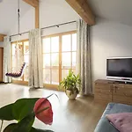 Affittacamere Bernhardhof - Pension, Guest-house & 3*