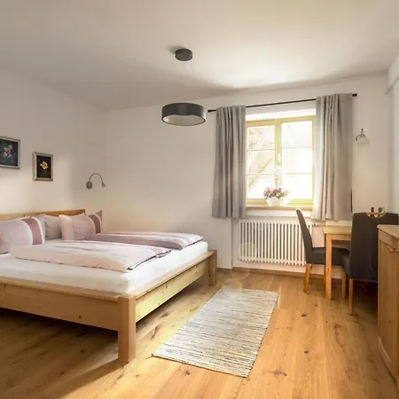 Bernhardhof 3* Otterfing