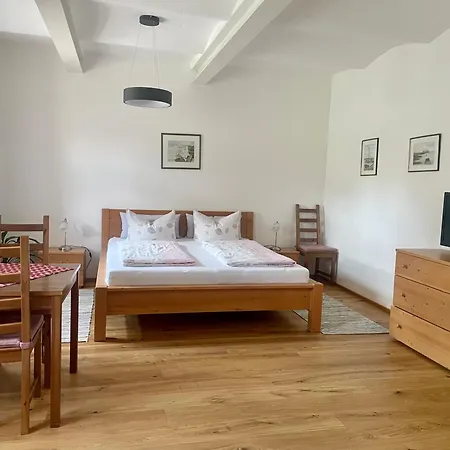 Bernhardhof Otterfing