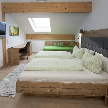 Bernhardhof - Pension, Guest-house & Gasthof 3*
