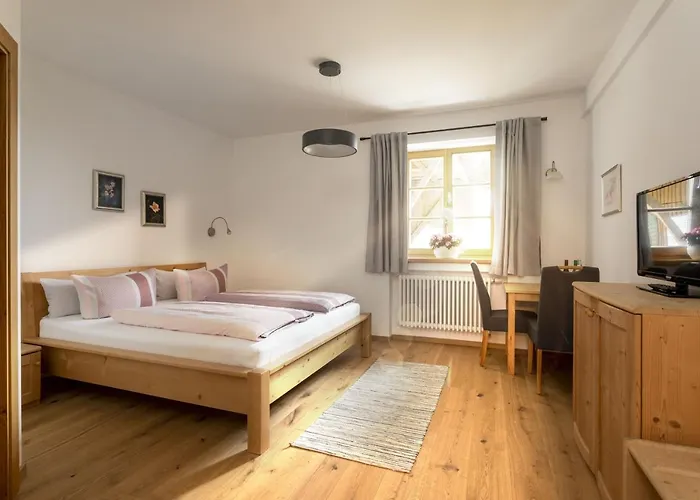 Bernhardhof 3* Otterfing