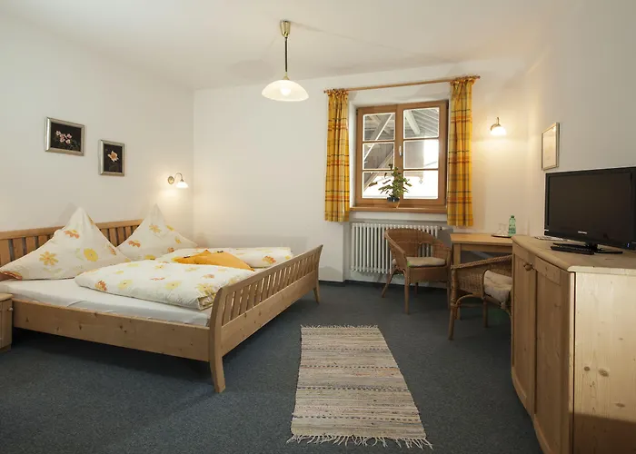 Bernhardhof Otterfing