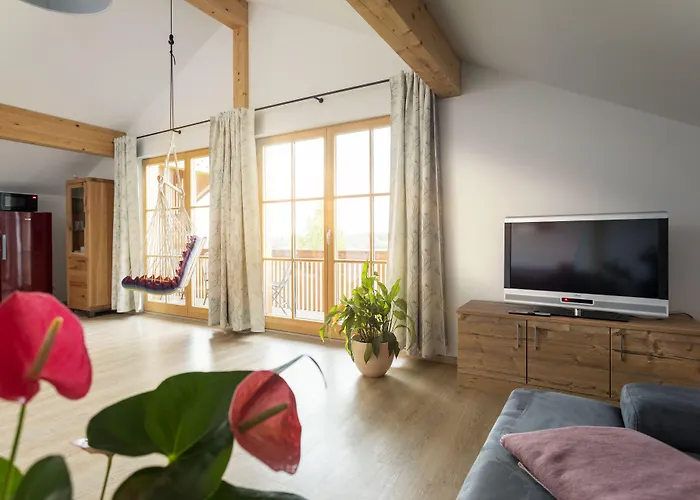Konukevi Bernhardhof 3*