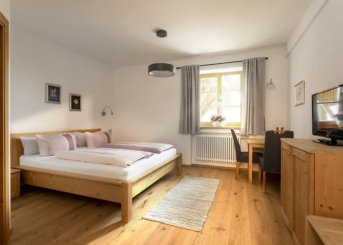 Bernhardhof 3* Otterfing