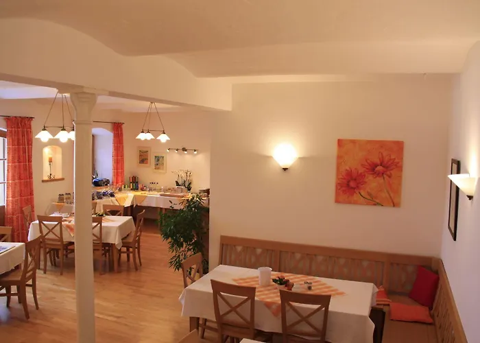 Bernhardhof 3*